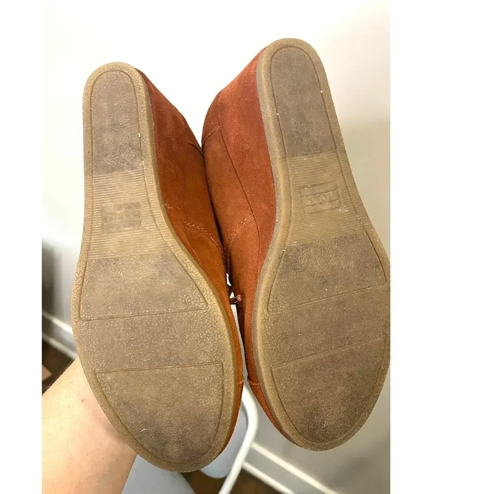 TOMs Rust Orange Brown Suede Wedges Booties Women's Size 8.5